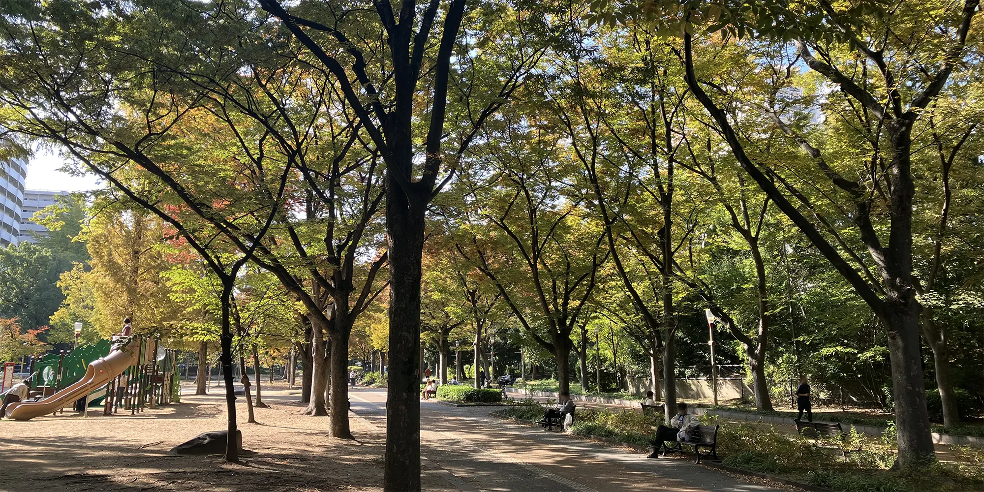 「靱公園」 約77m／徒歩1分​