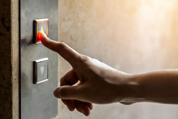 エレベーター着床制限