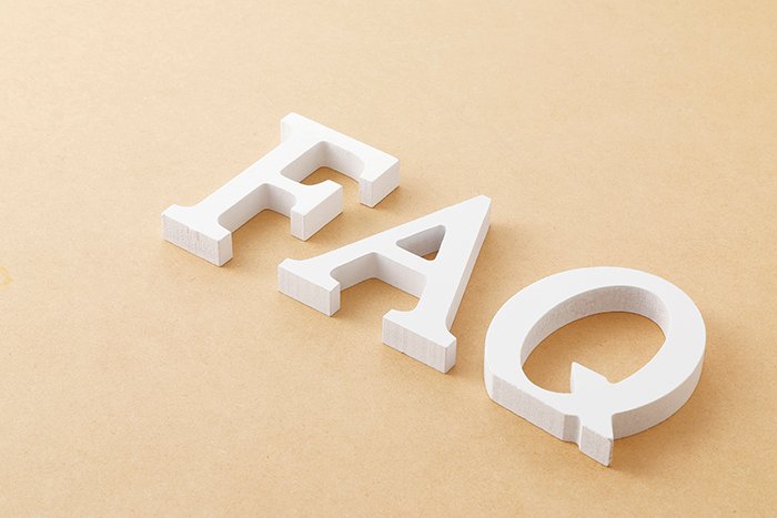 白色のF・A・Qのブロック